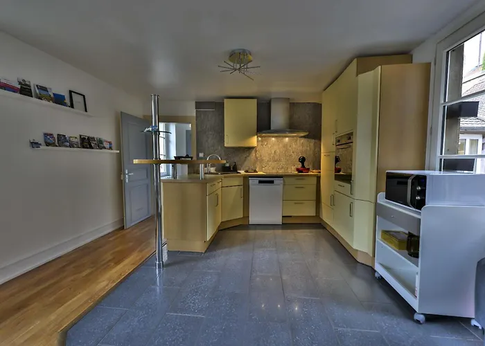 Le 8 de Coeur - 3 Chambres dont 2 climatisees - Garage gratuit
